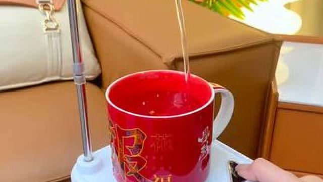 自带托盘抽水器再也不用手一直在那举着了，荣事达大品牌价格也不贵#小家电  #电动抽水器  #抽水器 