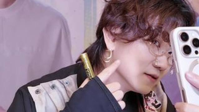 无聊盘视频，当时真的猛猛夸他好看了！
#cv锦鲤 #配音演员#线下