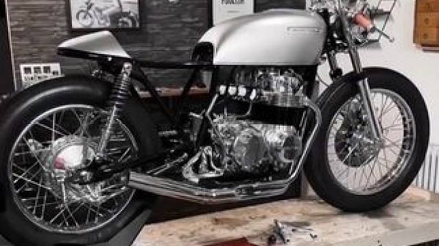 Honda CB550 全车不灵不灵的太帅了 #本田 #本田摩托 #复古机车 #机车改装 #摩托车