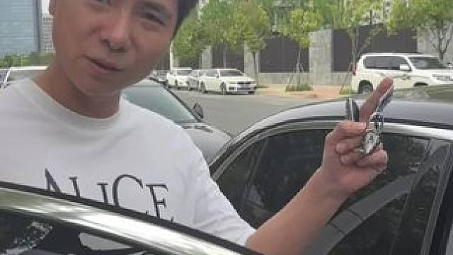 小俊成功灌篮，交友篮球馆老板，了解目前实体现状！ #梦幻西游 #怀旧游戏 #8090 #游戏