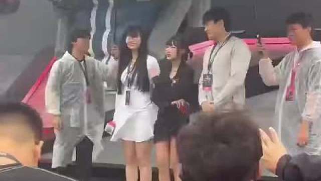 我不完美，但我们加在一起，一定完美​​​