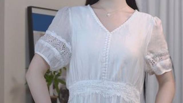 新款来咯~#新款来咯 #ootd我的穿搭日记 #谁穿谁好看系列