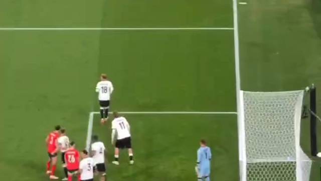 这是40岁罗哥的嗅觉 弹跳 滞空#足球