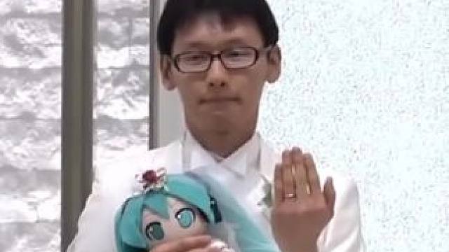 现在终于懂了，这份跨越次元的爱#二次元 #初音未来 #虚拟偶像 #恋爱#日本