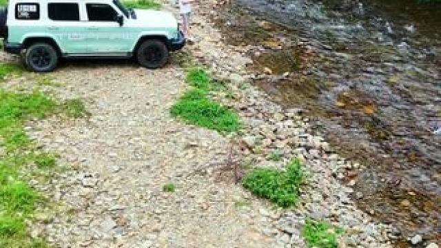 听劝！夏天不玩水等于白过！直接抄作业！#溯溪 #夏日玩水 #露营 #自驾游
#溯溪玩水清凉一夏