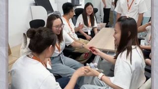 在安阳月薪5000的工作，这样的环境这样的氛围，欢迎加入！ 在这里哦