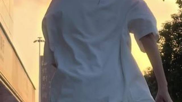 高考完了 热烈的青春开启新的篇章！ #王一博 #王一博热烈 #这就是街舞开场舞 #青春万岁