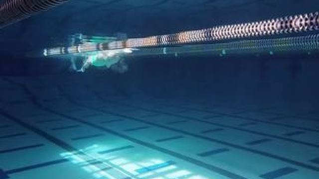 水下视角欣赏仰泳转身动作，简直不要太丝滑了！ #游泳 #仰泳 #游泳转身