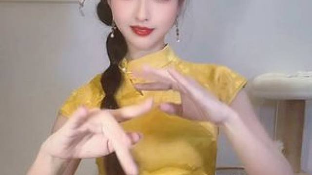 拜一拜～ #鹏友摇 #三拜红尘凉舞蹈挑战 #旗袍 #旗袍