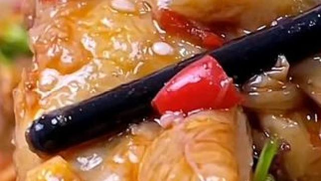 今天做了全家人都爱吃的手撕椒麻鸡，好吃又过瘾！ 