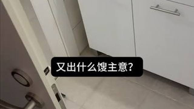 这个遥控叉车把我男朋友迷成了制杖~ #遥控玩具车 #玩个很新的东西