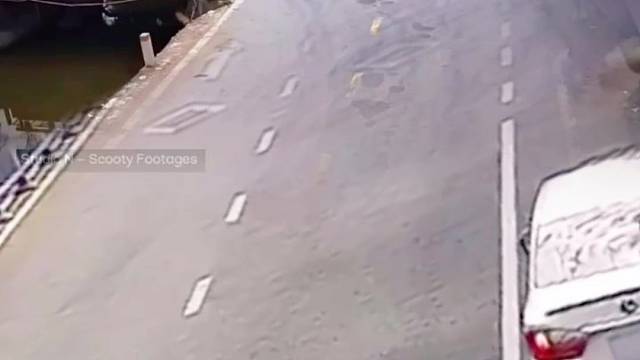 一时之间分不清哪个是主角