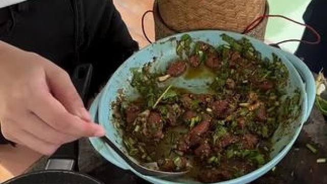 泰国牛肉生 #我的乡村生活 #农村美食记录生活 #民间传统美食 #原创视频 #哎妈太香了