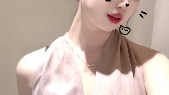 我等的  一定是一个有耐心还疼我的人