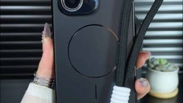 荣耀400pro磁吸手机壳，可拆卸手绳，高清镜头膜，不沾指纹 #荣耀400手机壳#荣耀400pro手