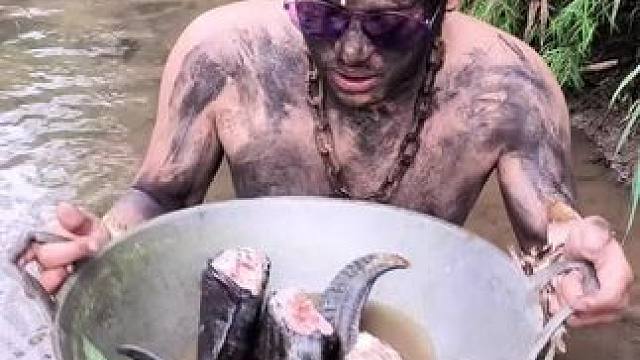 东南亚美食 #原创视频 #野外生存记 #野外美食 #最美童年 #野外生活