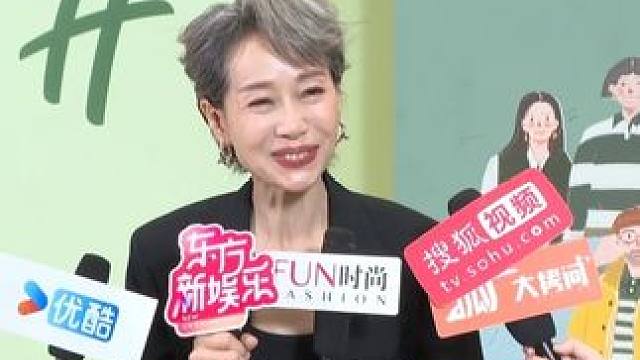 叶童与#韩延 再次合作，新片突破比《我爱你》更狠！#东方新娱乐  #叶童