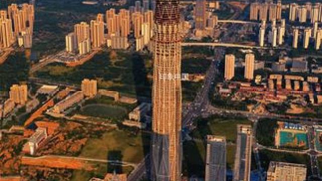 成都第一高标志性建筑蜀峰468期盼他早日竣工，让成都更精彩#蜀峰468 #成都 #标志性建筑 #安逸