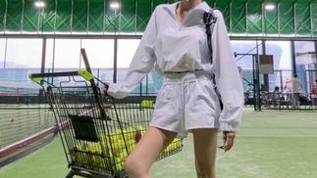 很难不爱白色套装我们明天见