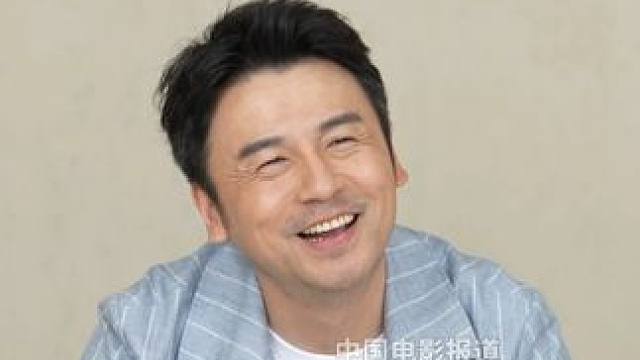 #雷佳音回应戏路比头围宽 作家马伯庸表示#雷佳音 的戏路比头围还宽，雷佳音对此回应道，接下的工作就要