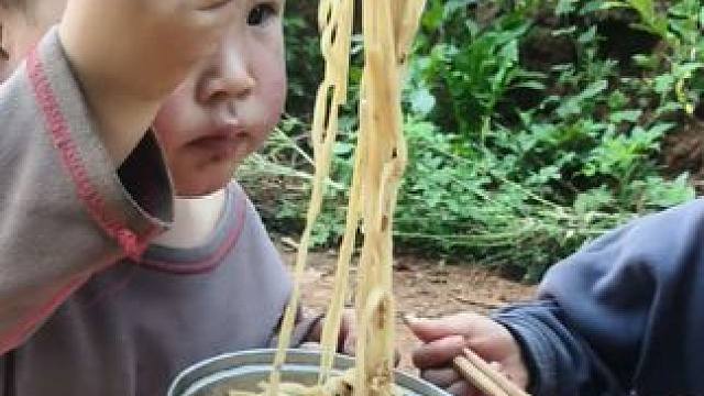 今天煮的面条有食欲。#农村娃