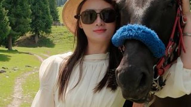 新疆 那拉提我和黑豹的故事#新疆#那拉提 #骑马#独库公路 #伊犁