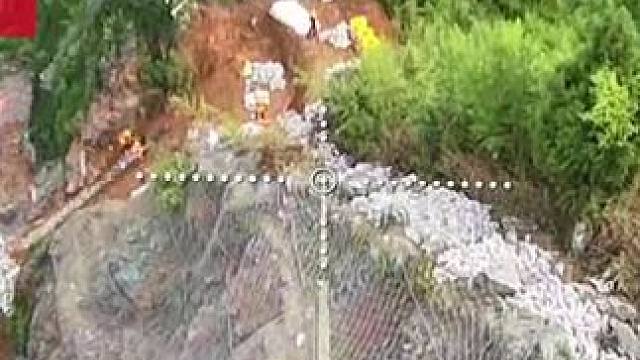 #高温天气 #日常生活 高温天气作业，更是要提起十二分的精神，保证效率的同时安全作业才是最重要的！