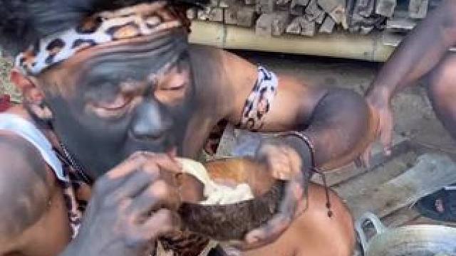 原始美味 #我的乡村生活 #原始生活 #野外生存记 #荒野达人 #野外美食