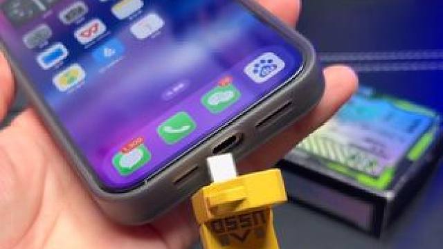 手机128GB秒变1T，2秒1000个GB高速读取传输！喜欢拍照片，拍视频，内存不够用瞬间扩容，无需