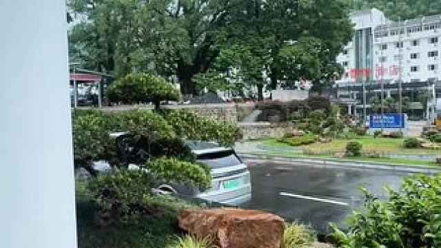 黄山景区包车去黄山北站（酒店门口上车，直接送到进站口）客人说太方便了