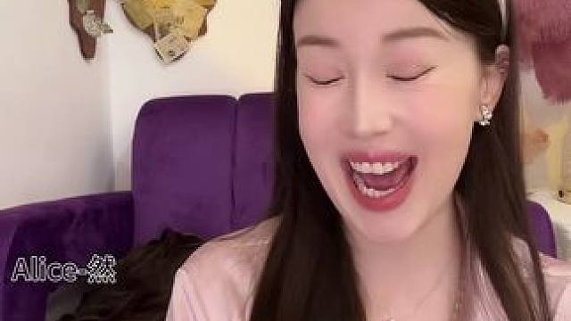 我是真拿大馋老头没办法，别在吃饭的时候看！！！#奇葩旅客 #工作中的女人最美 #飞机上的各路高手