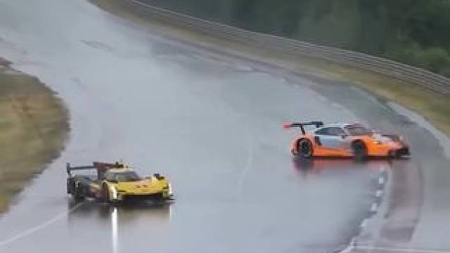 勒芒24小时耐力赛 勒芒雨战，危险中又透露着那么一丝优雅#勒芒24小时耐力赛 #叶一飞 #法拉利49