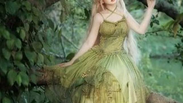 一生要出片的中国女人 为了拍精灵能有多拼 #lolita #精灵 #拍照日常 #抽象 #一生要强的中