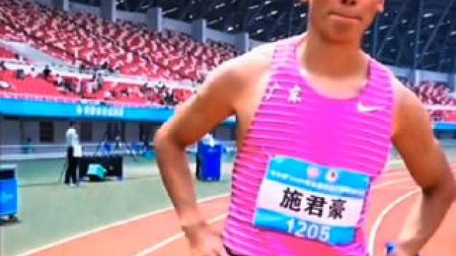 施君豪 20.40 今年国内最好成绩 跃居国内历史第五位，即便有抢跑的影响，也阻止不了你创造PB#施