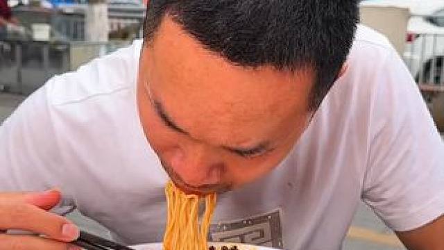 有没有跟胖妹一样喜欢捡菌子的朋友