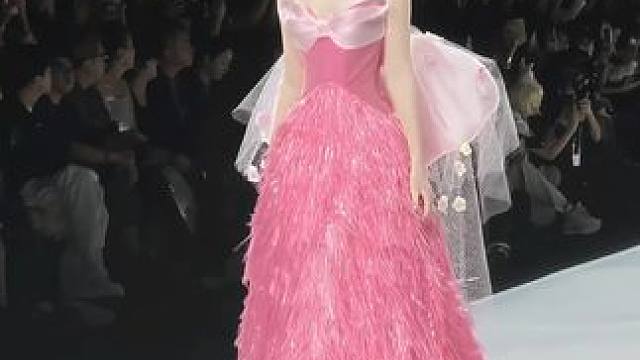 粉色蝴蝶结礼服 #济南婚纱#济南备婚#婚纱礼服#婚纱礼服 #济南试纱