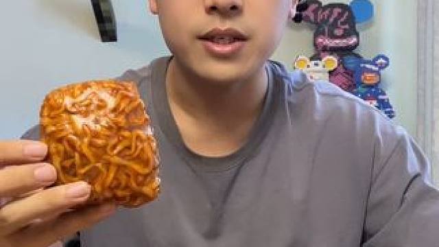 一点儿都不冰牙啊#火鸡面 #梦龙 #牛排