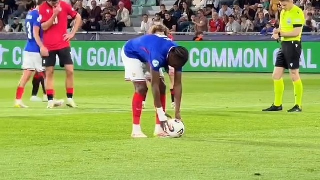 又来啦这次右路#足球