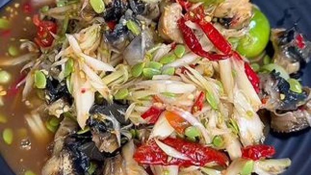 泰式酸辣️木瓜丝拌螺肉教程 #美食 #泰国美食 #户外美食 #内容启发搜索