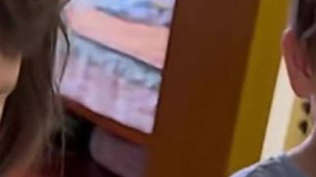 小黄一家结束三亚行，避开暑假高峰期，玩的相当开心 #小黄远嫁美国