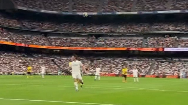 克罗斯与马塞洛重回伯纳乌！在联手策划巴普蒂斯塔头球...