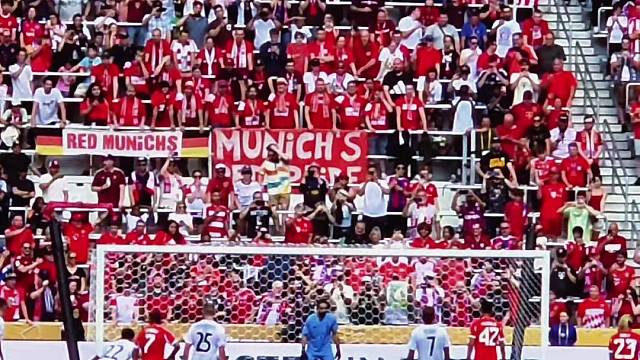 穆西亚拉的点球就像在训练，太轻松了