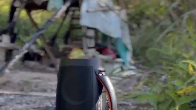 露营活动怎么能没有露营音响呢？