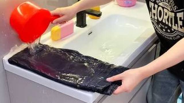 多功能起泡肥皂盒 能站立的#肥皂起泡盒 ，起泡很丰富不打滑，可以把肥皂用的一点都不剩  #肥皂盒  