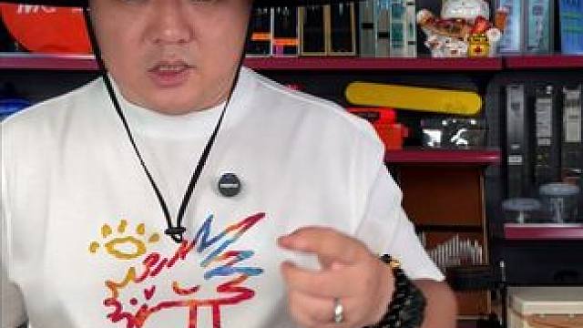 佳钓尼风扇遮阳帽 以后户外钓鱼和游玩就不用担心热的问题了，这款佳钓尼的风扇遮阳帽，续航时间持久，而且