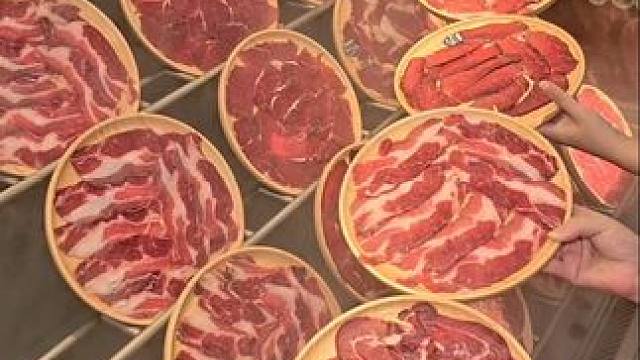 随时去3500米的高山上抓牦牛涮火锅，除了成都还有谁？ #成都夏日美食地图 #用一顿火锅开启夏天 #