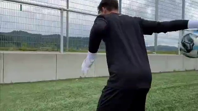 自己一个人也可以对墙练习K字封挡