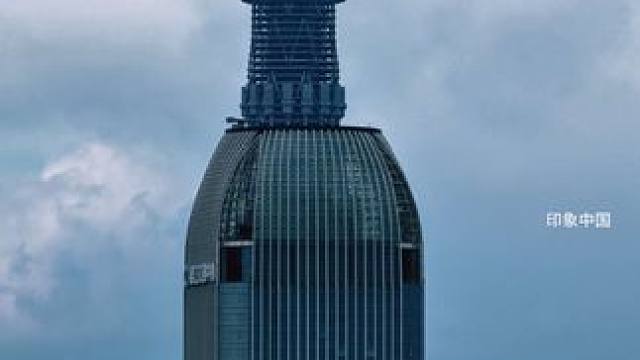 大疆御四竖屏旱地拔葱成都蜀峰468,仰角和俯拍有望改进#大疆无人机 #大疆御4 #地标建筑 #原创视