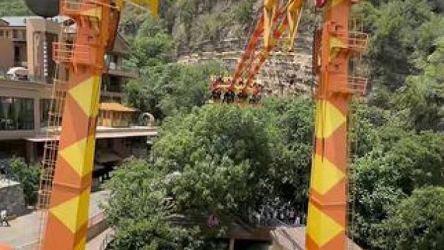 到底是什么原因，让你还没来体验免费的悬崖秋千！#宝泉悬崖旅行 #惊险刺激 #第一视角