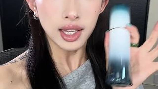 花西子疯了！赶快来薅羊毛！189买一赠一！足足70克 #好物分享 #种草 #防晒霜 #素颜霜 #防水